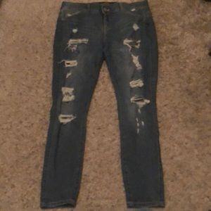 very stretchy high rise worn a few times for plus size